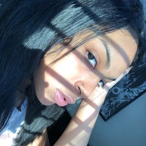 Meet your Posher, Cierra